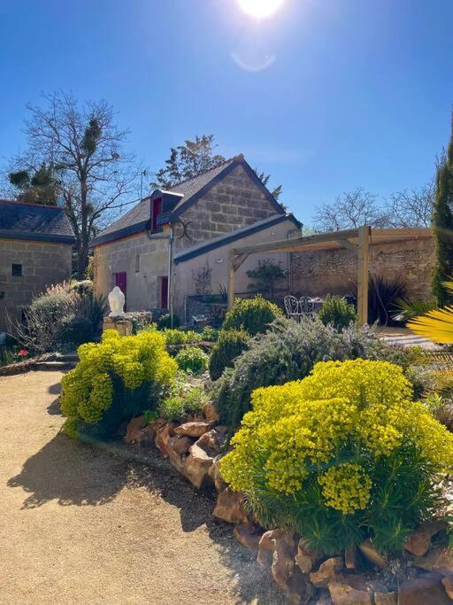 Maisons De Campagne. Gite Vert. Brigne Exterior photo